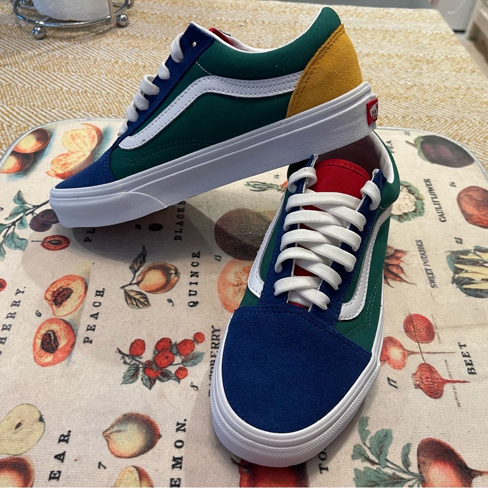 Skool Vans Yacht Blue Yellow Red And Green Vans Vans Yacht Club